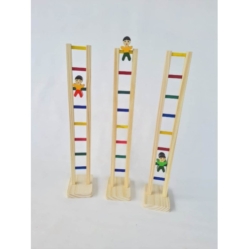 Mané na Escada Brinquedo em Madeira Boneco Cambalhota
